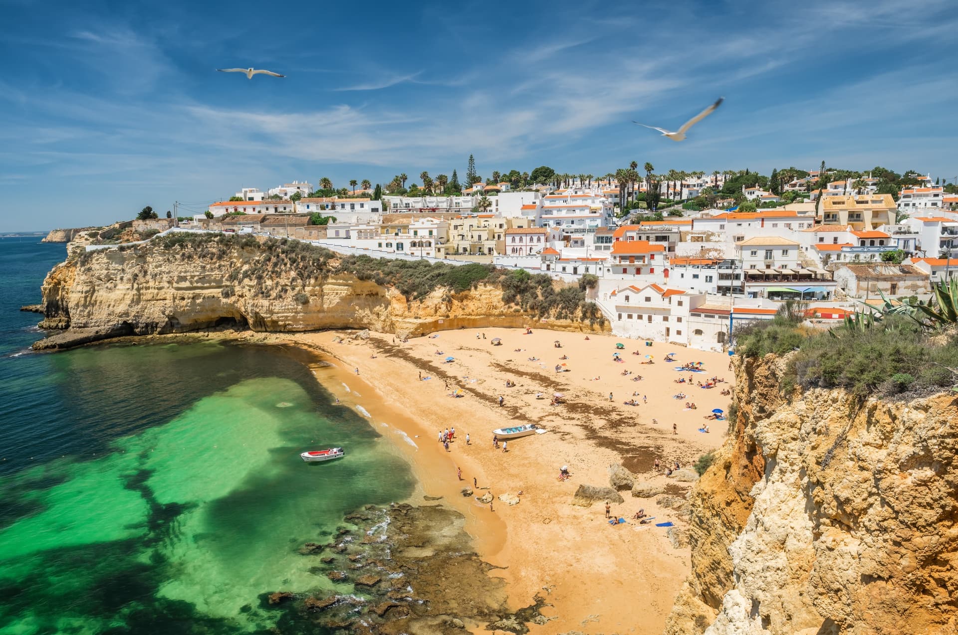 Top 6 Most Beautiful Beaches of the Algarve in Portugal